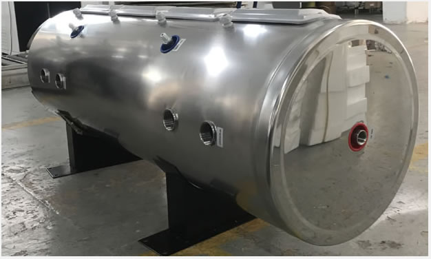 Picture of stainless steel chilled water / hot water buffer tank